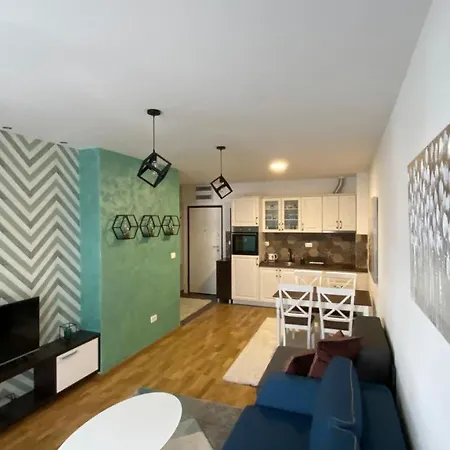 Matea Center Lux Апартаменты Златибор