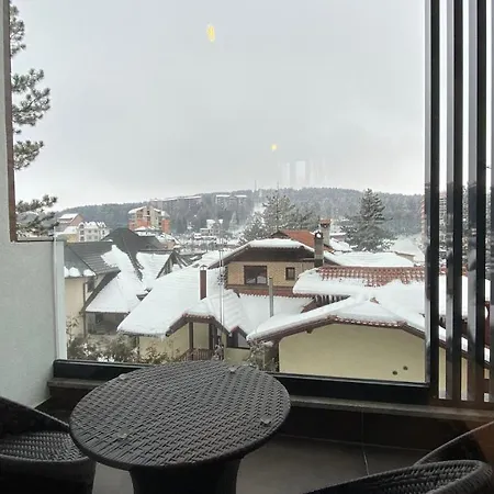 Matea Center Lux *