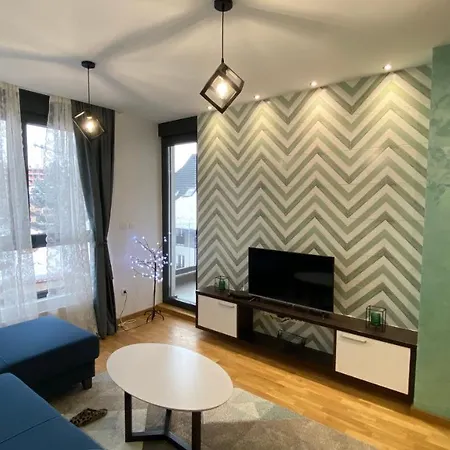 Matea Center Lux